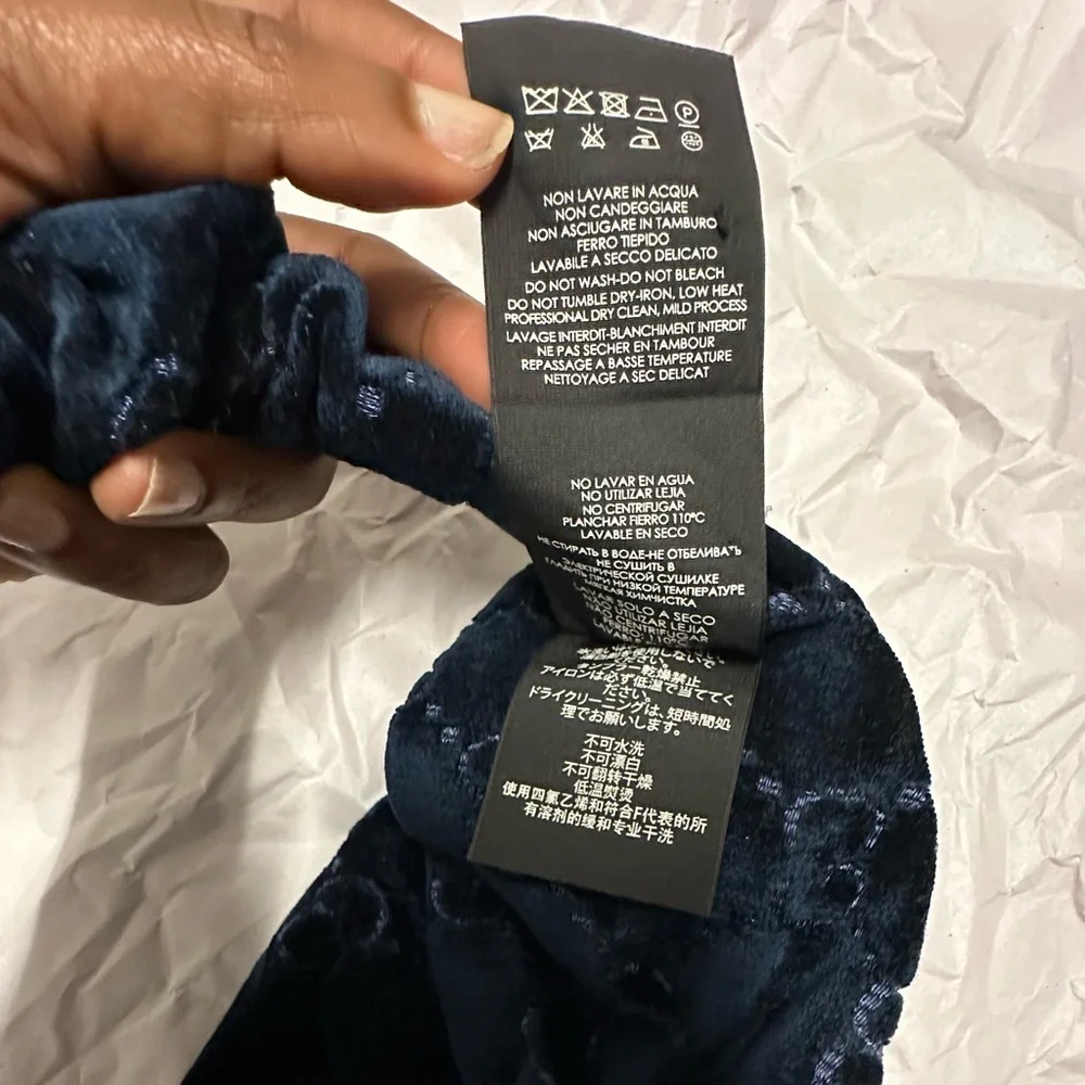 Gucci GG Velvet Headband - Picture 9 of 16